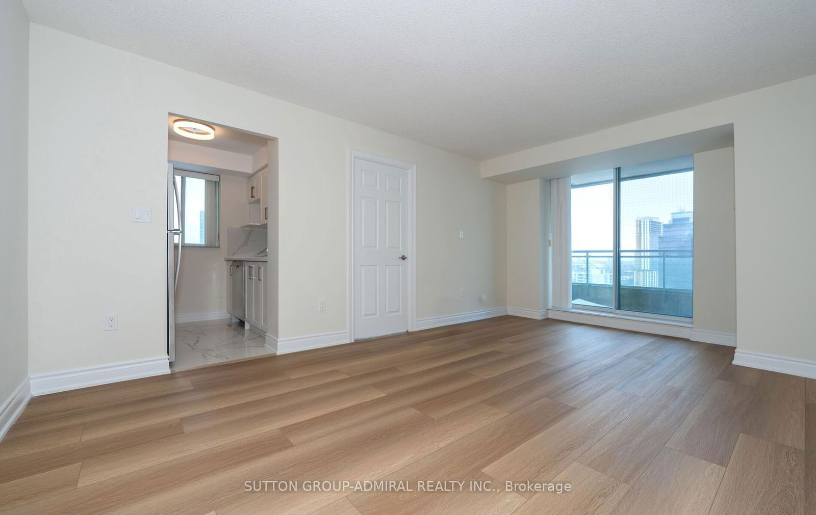 1 Pemberton Ave, unit 1802 for rent