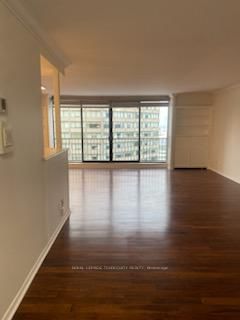 33 Harbour Sq, unit 3234 for rent