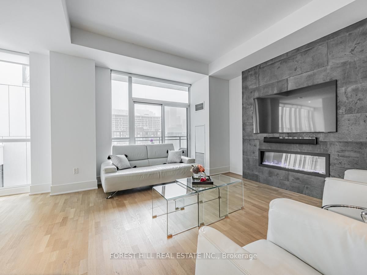 775 King St W, unit LPH5 for sale