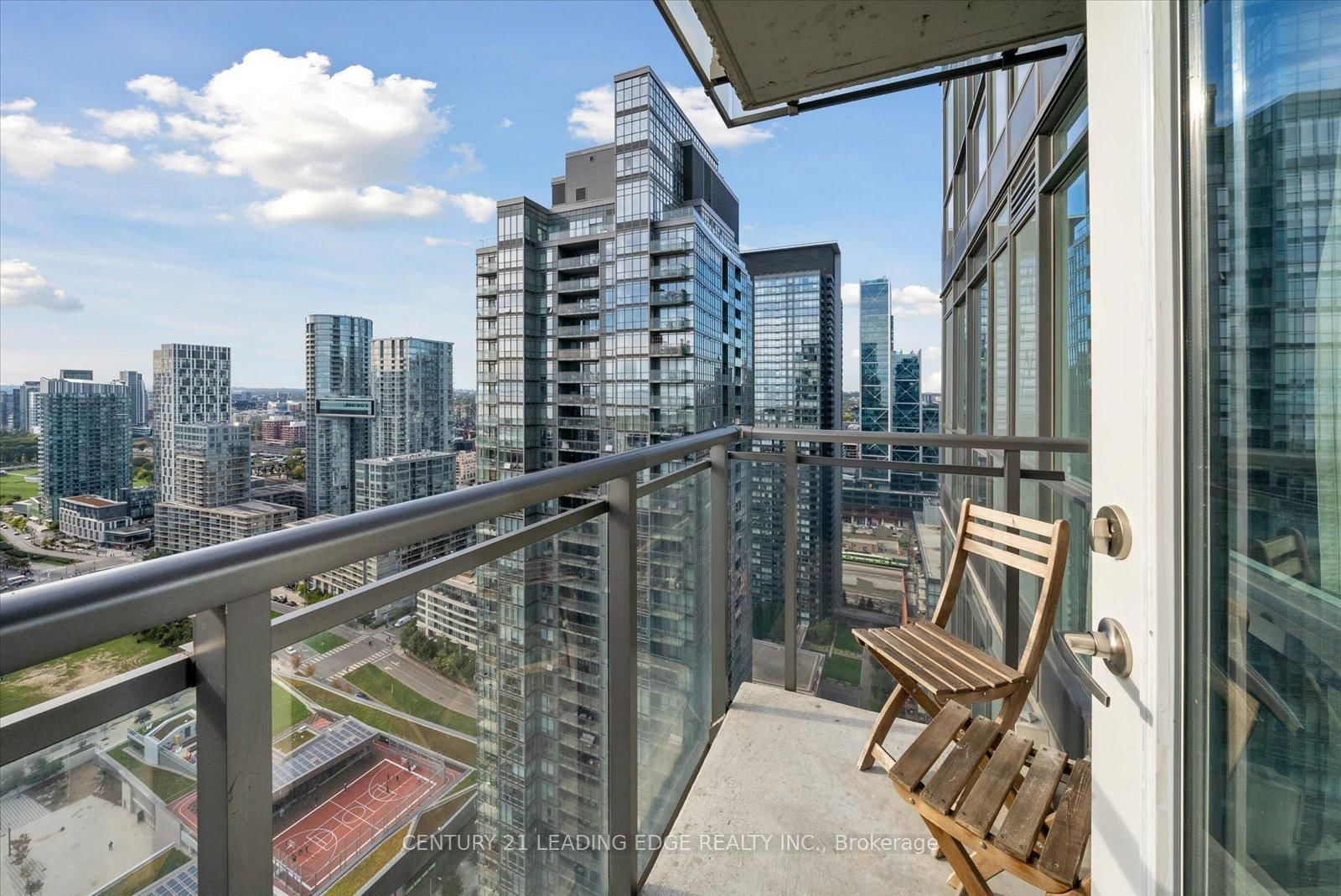 11 Brunel Crt, unit 4002 for rent