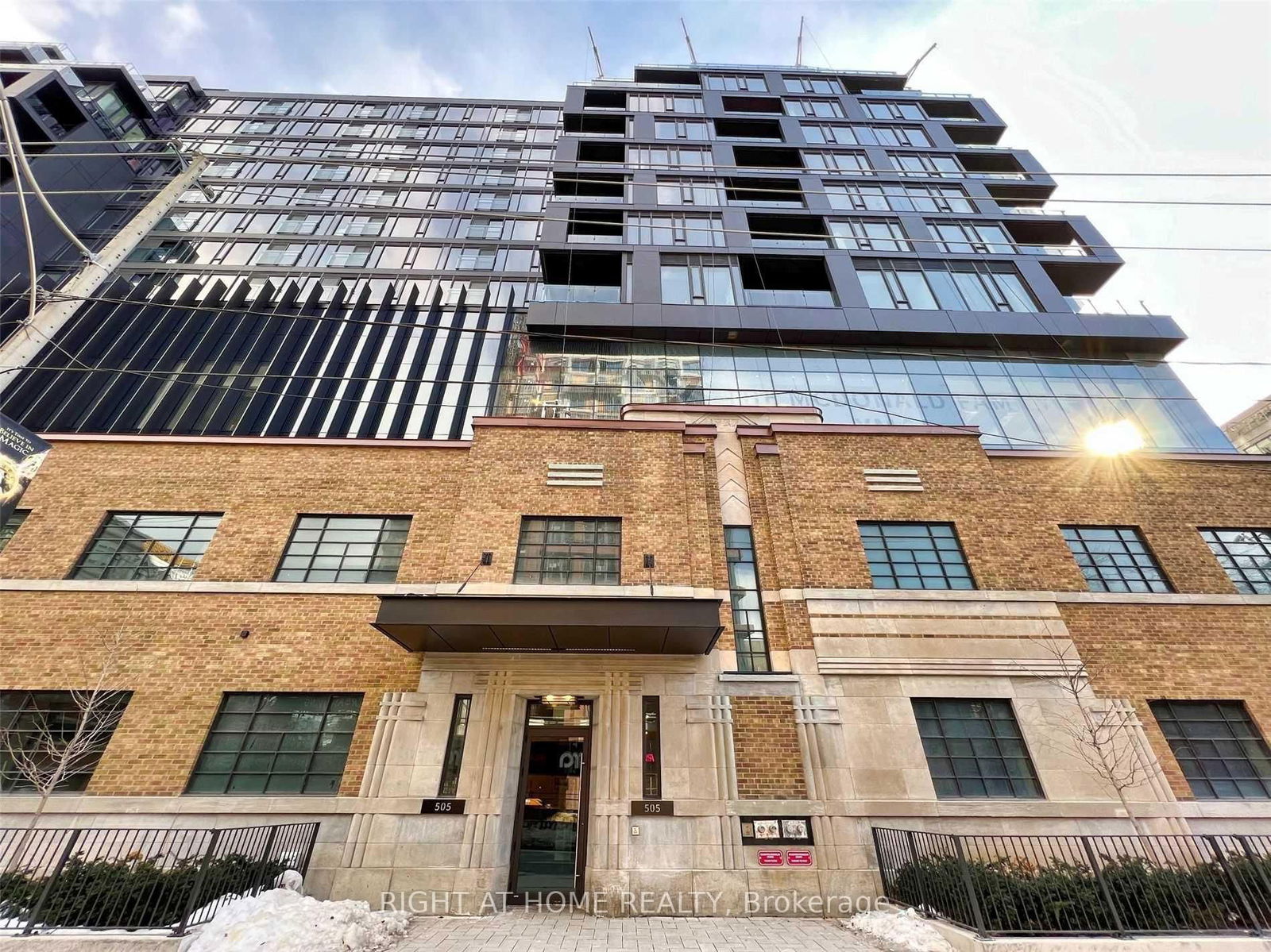 505 Richmond St W, unit 709 for rent