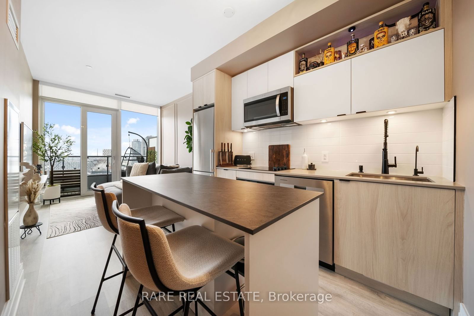 70 Princess St, unit 1904 for sale