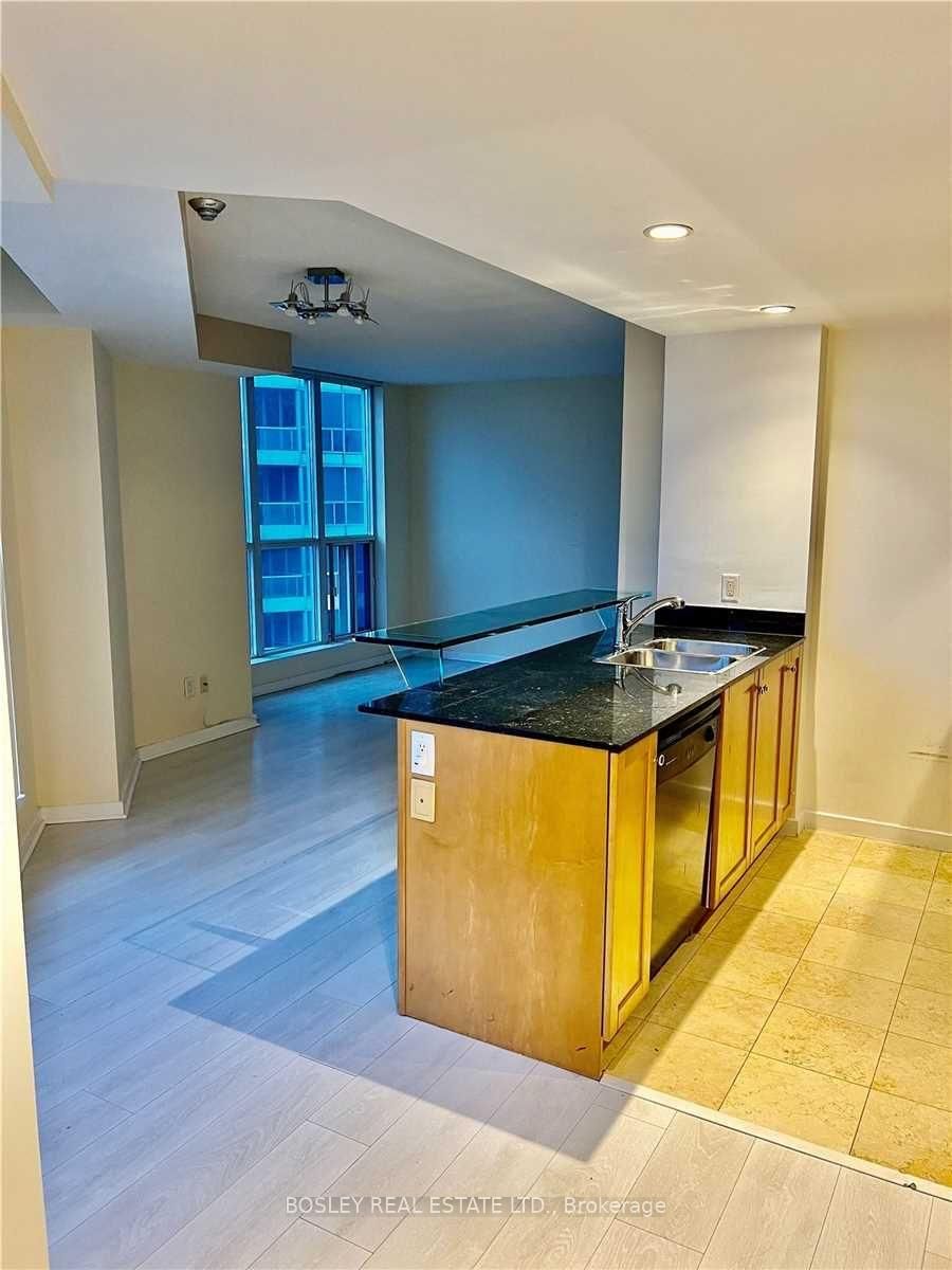 208 Queens Quay Blvd W, unit 1201 for rent