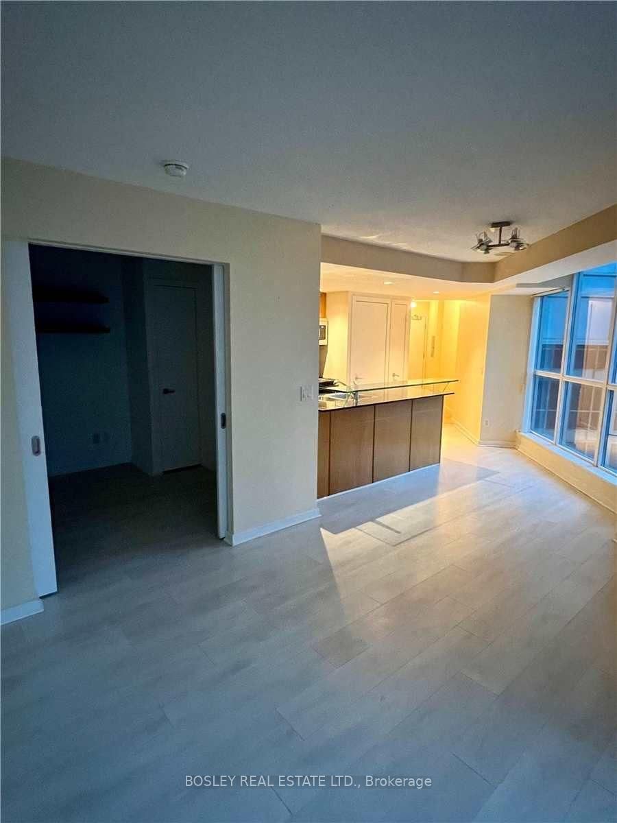 208 Queens Quay Blvd W, unit 1201 for rent