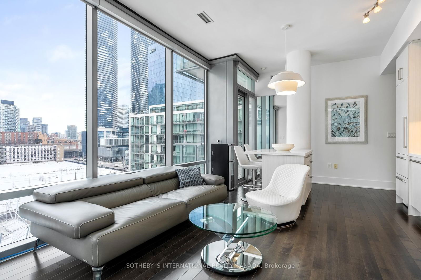 39 Queens Quay E, unit 803 for sale