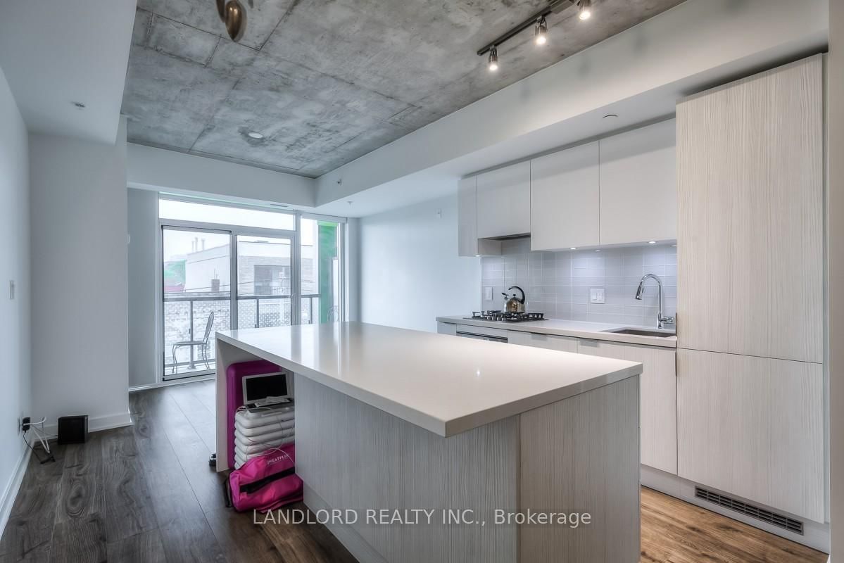 109 Ossington Ave, unit 310 for rent