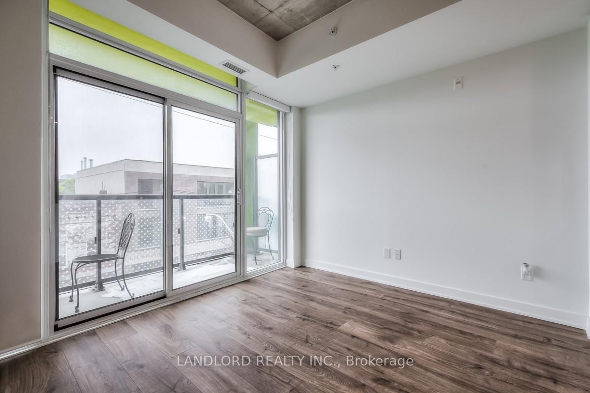 109 Ossington Ave, unit 310 for rent