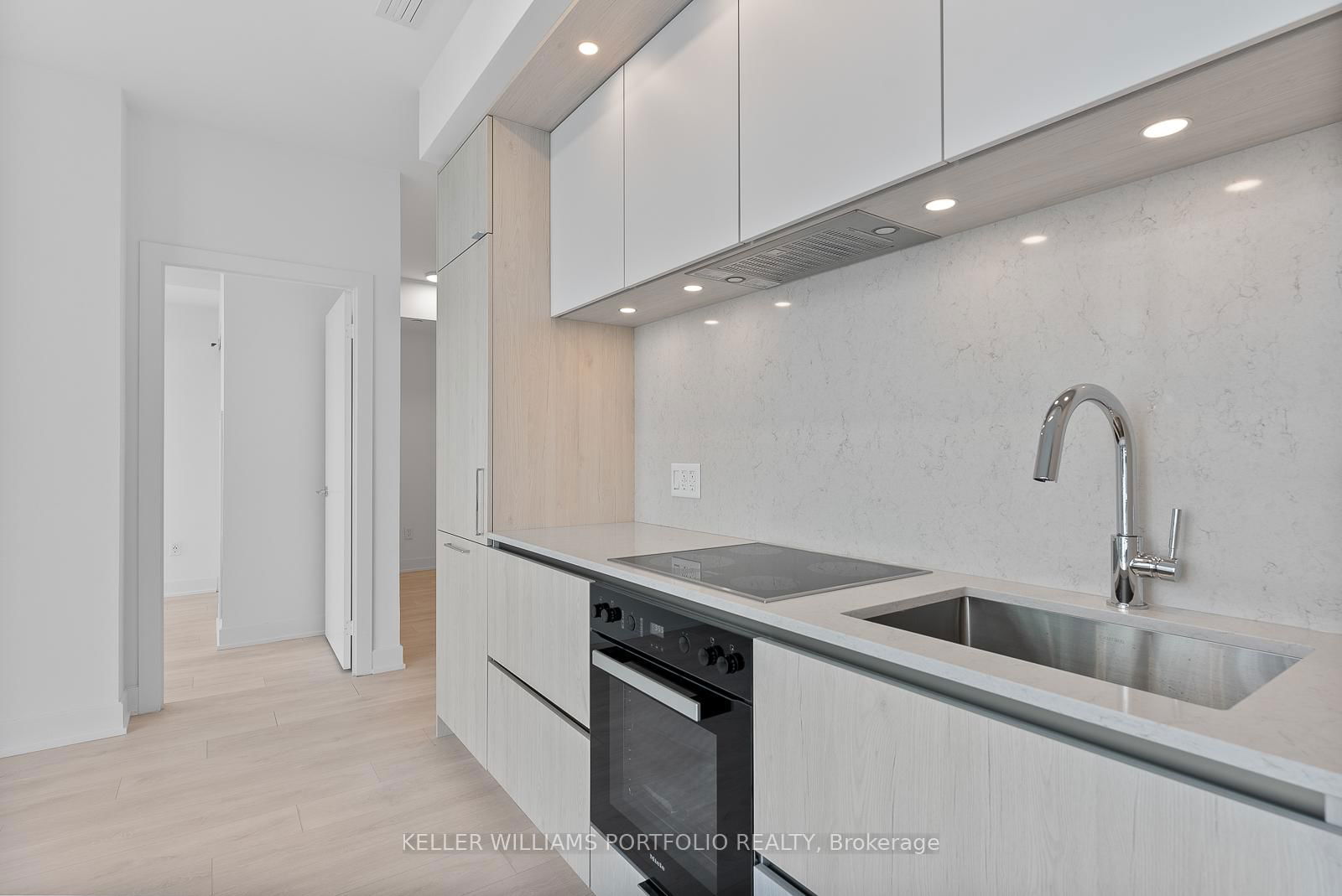 35 Mercer St, unit 3910 for rent