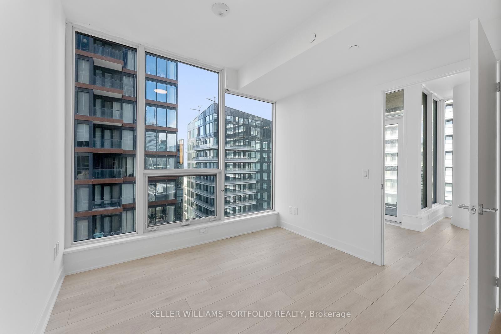 35 Mercer St, unit 3910 for rent