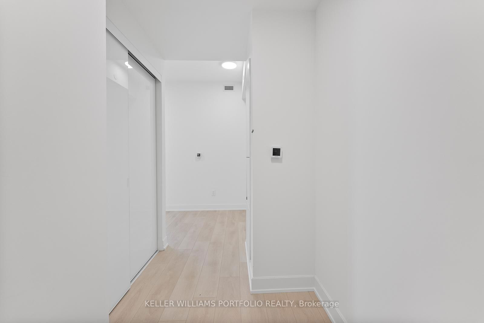 35 Mercer St, unit 3910 for rent