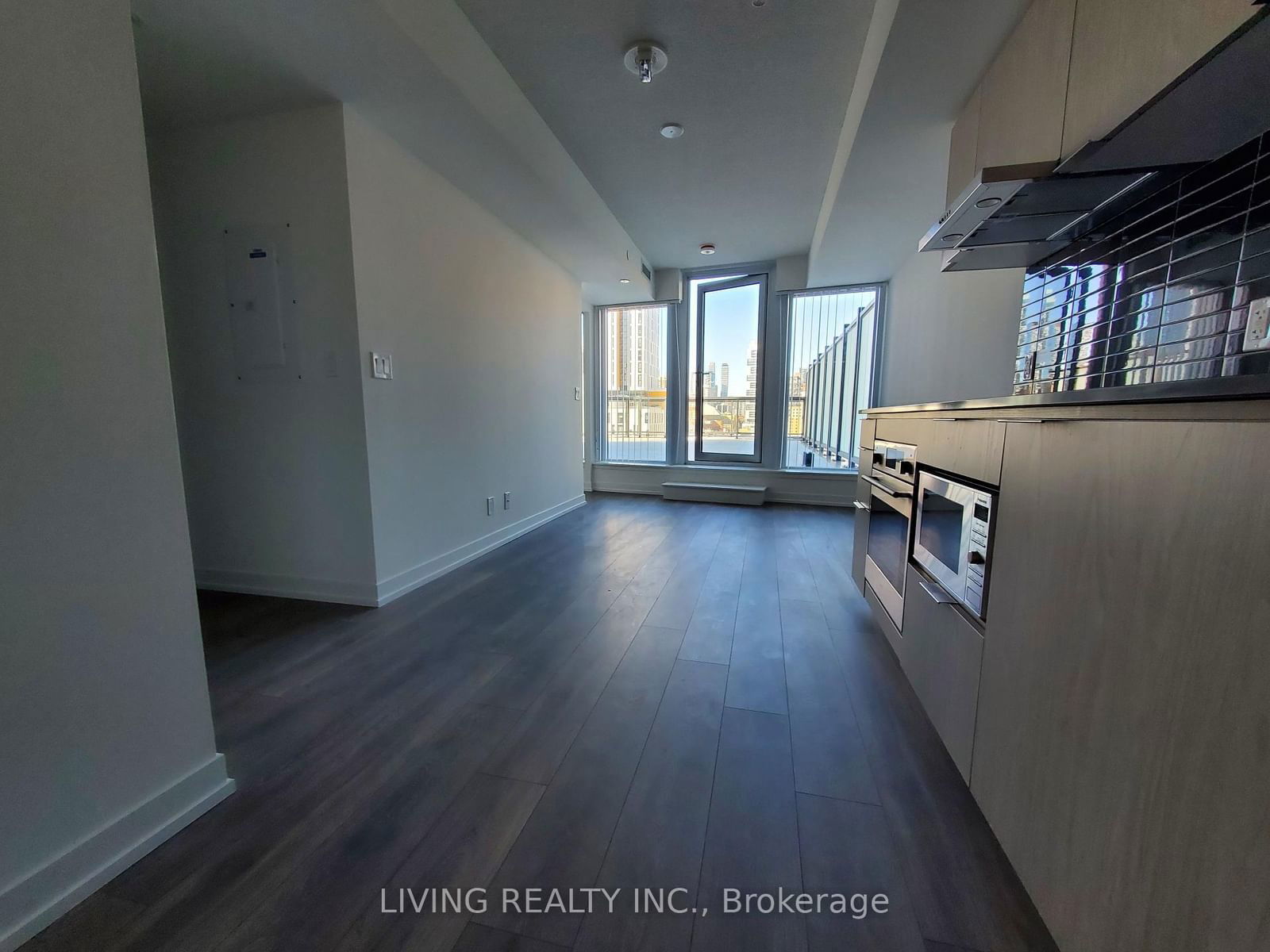 60 Shuter St, unit 1210 for rent