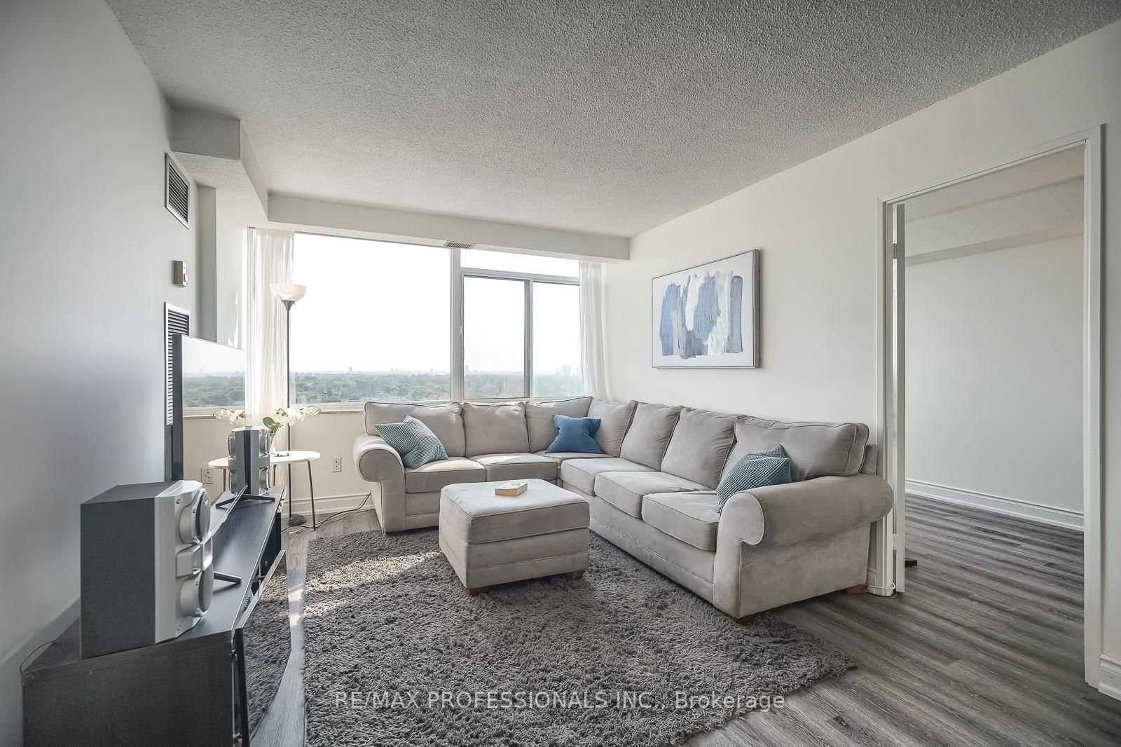 3000 Bathurst St, unit 1205 for sale