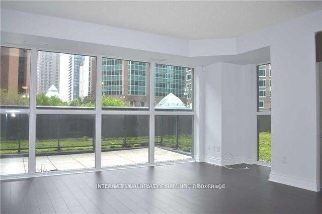 28 Ted Rogers Way, unit 312 for rent