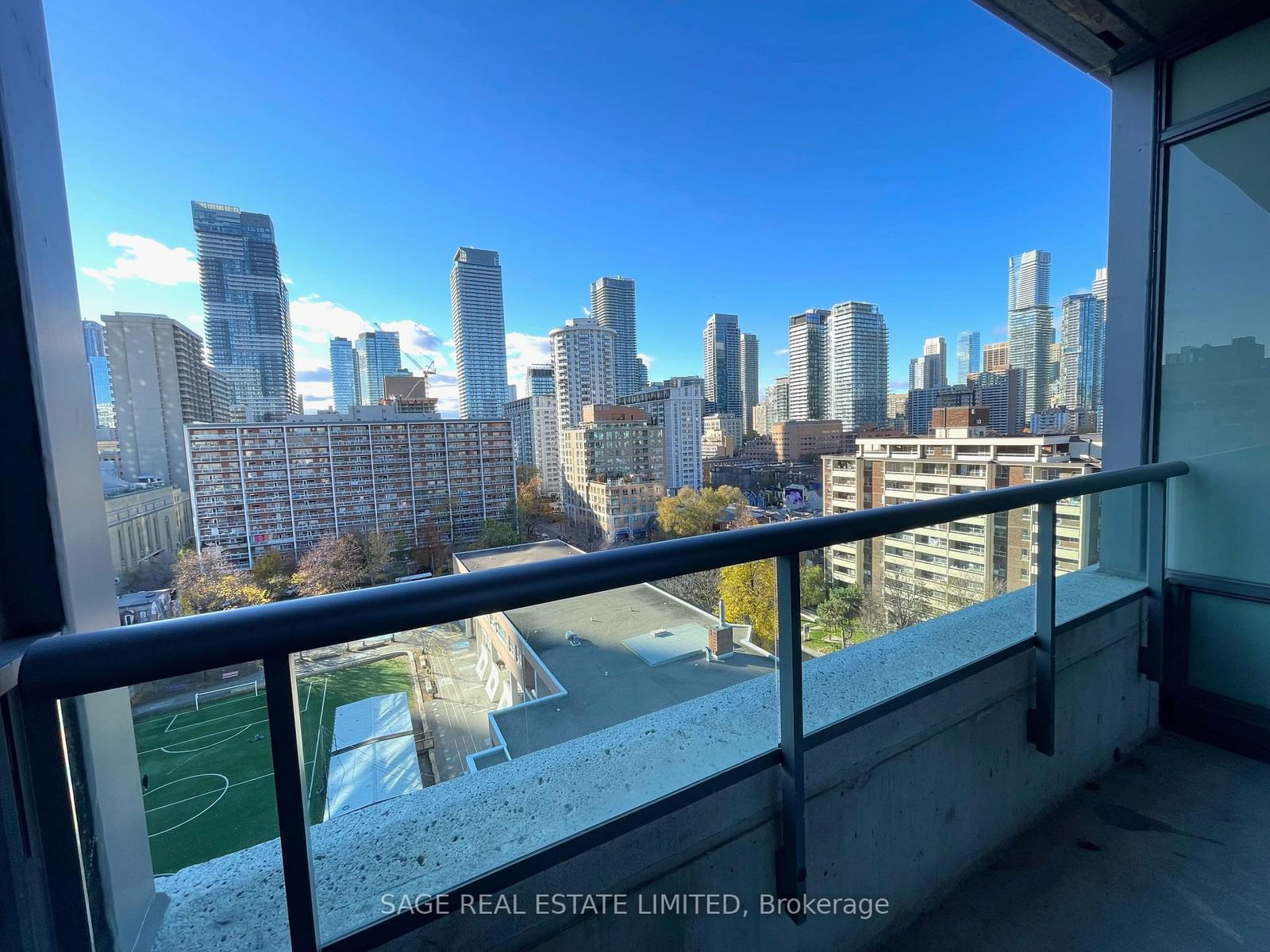 285 Mutual St, unit 1201 for rent