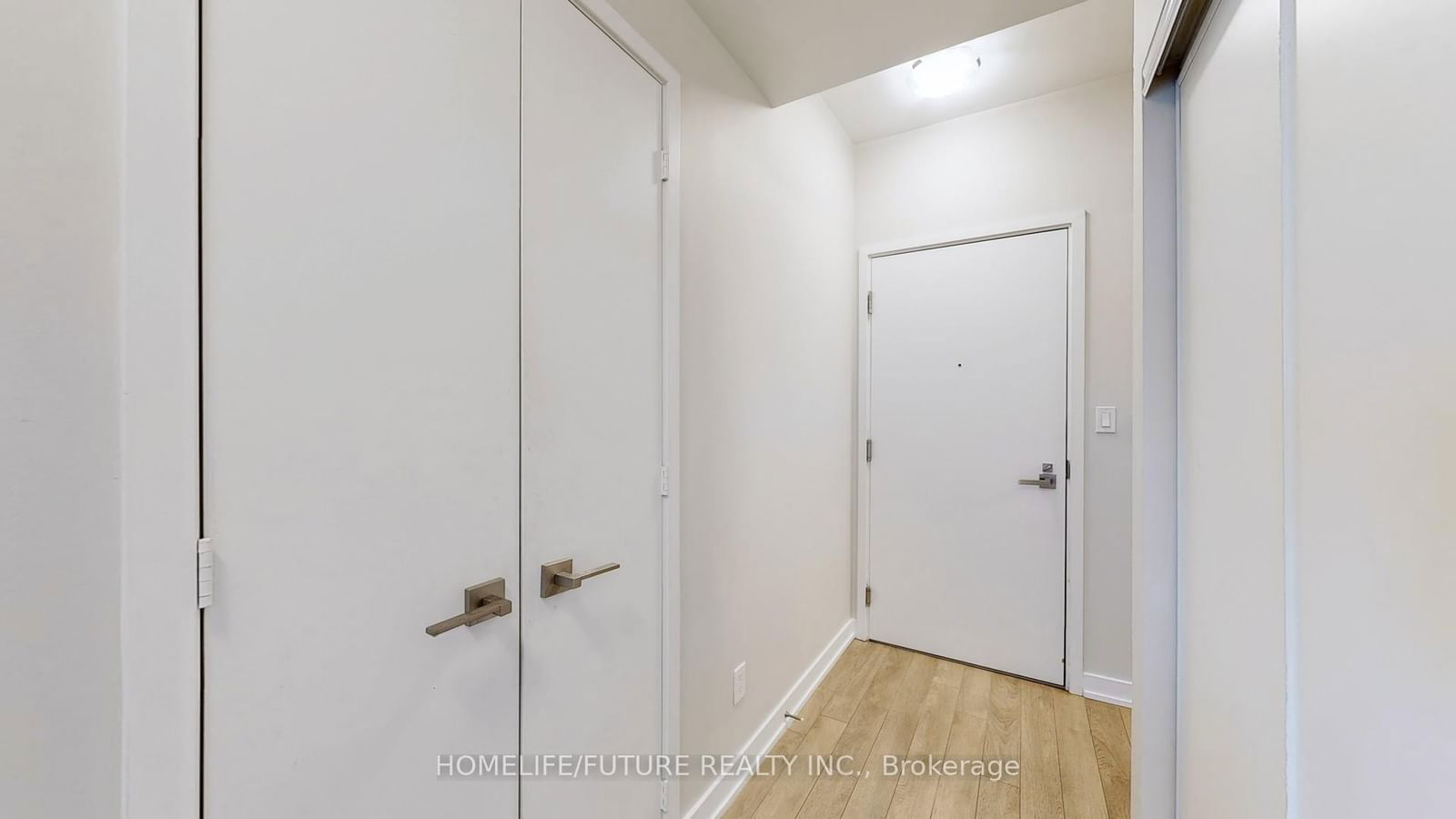 50 Ordnance St, unit 2105 for rent