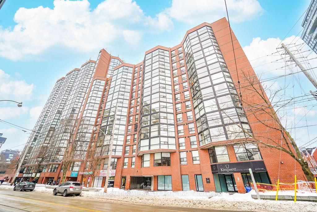 725 King St W, unit 811 for sale