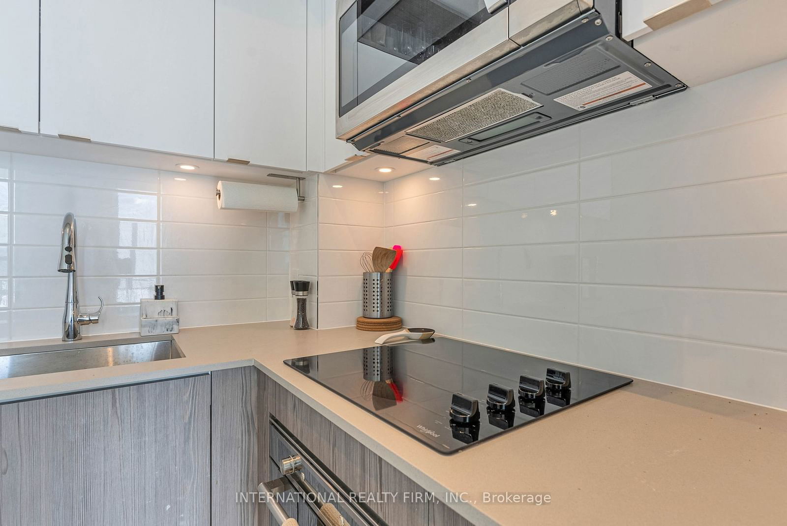 121 Lower Sherbourne St, unit 1122 for sale