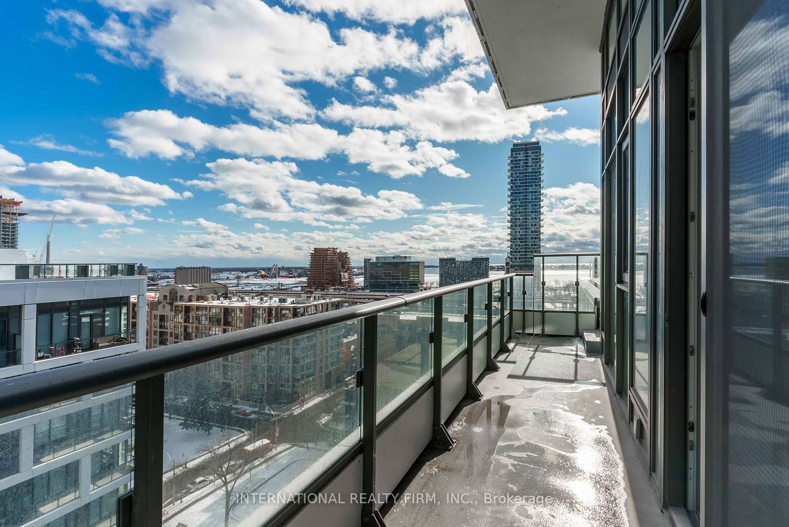 121 Lower Sherbourne St, unit 1122 for sale