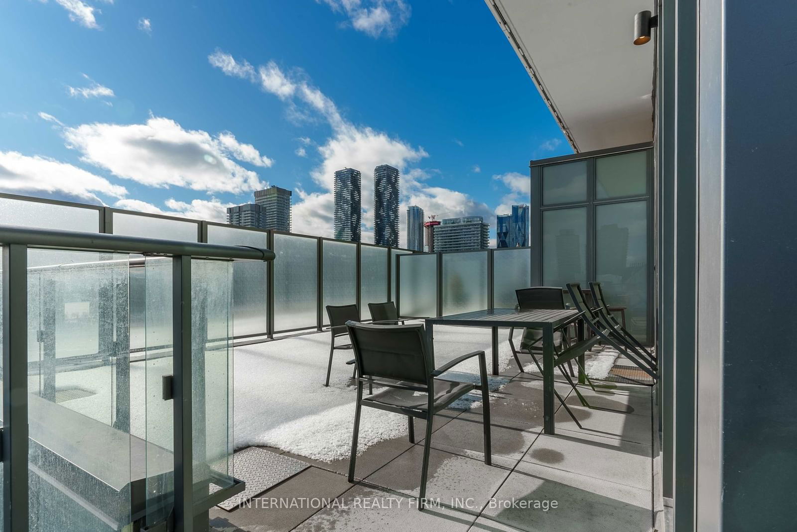 121 Lower Sherbourne St, unit 1122 for sale