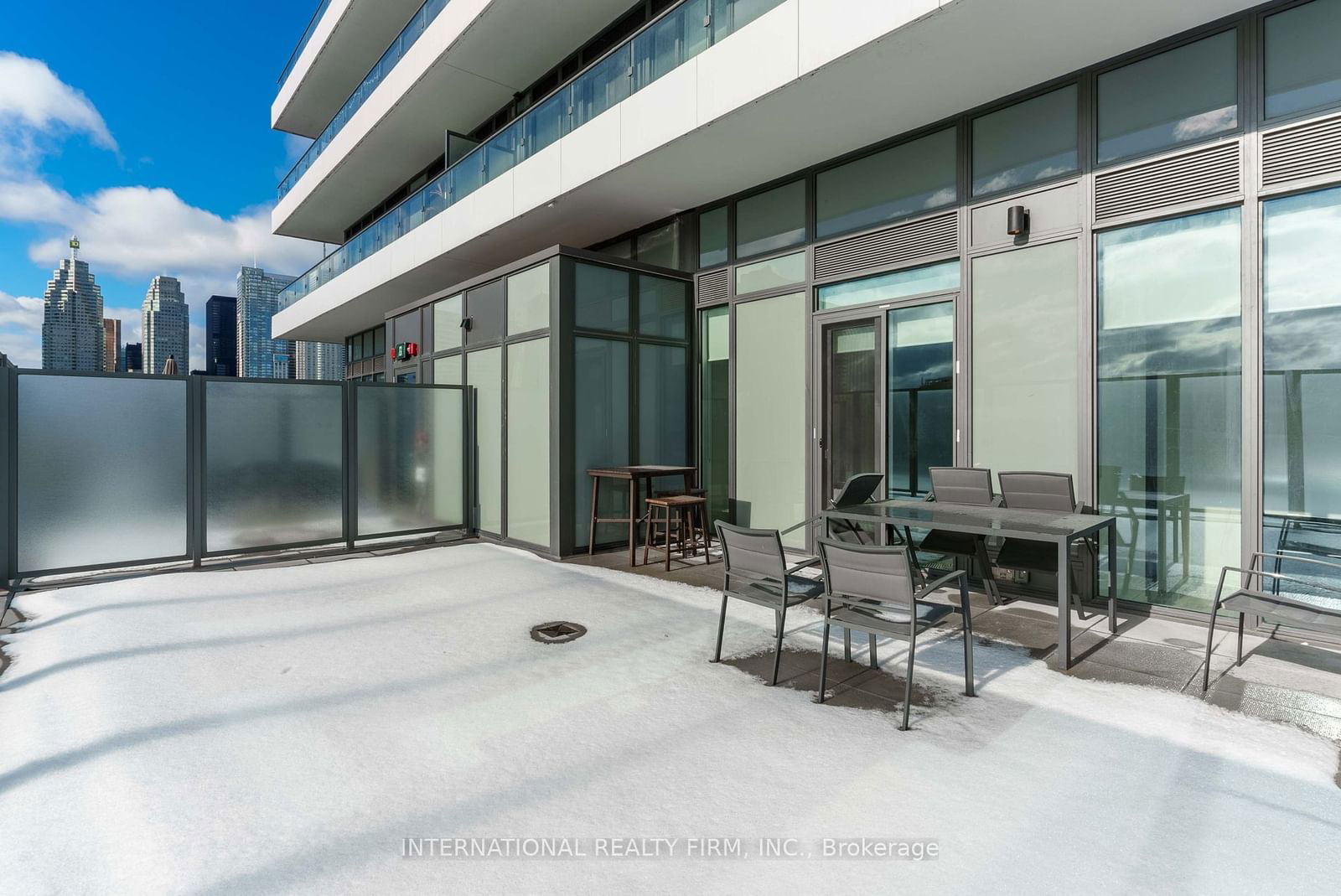 121 Lower Sherbourne St, unit 1122 for sale