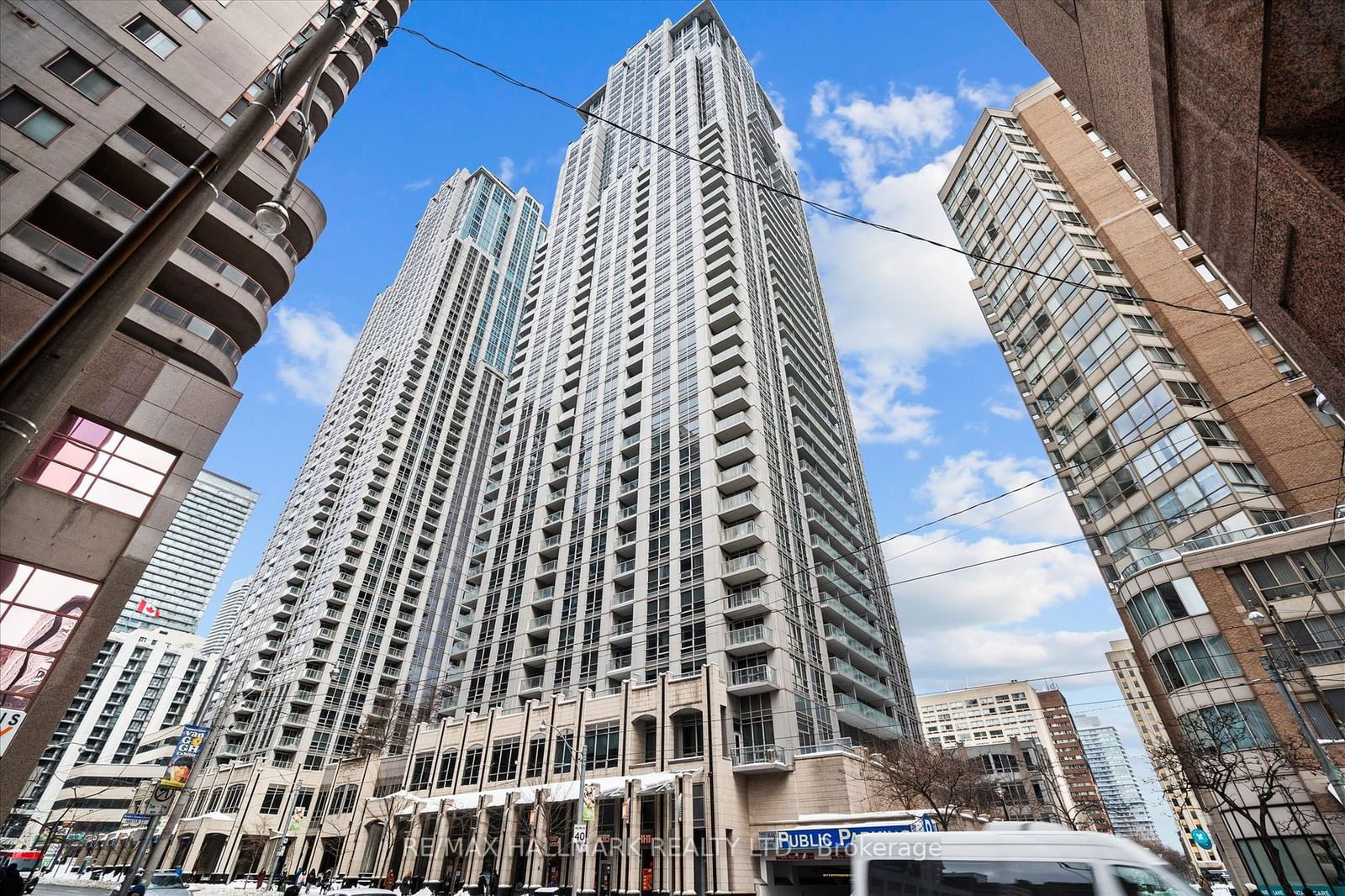 761 Bay St, unit 2303 for sale