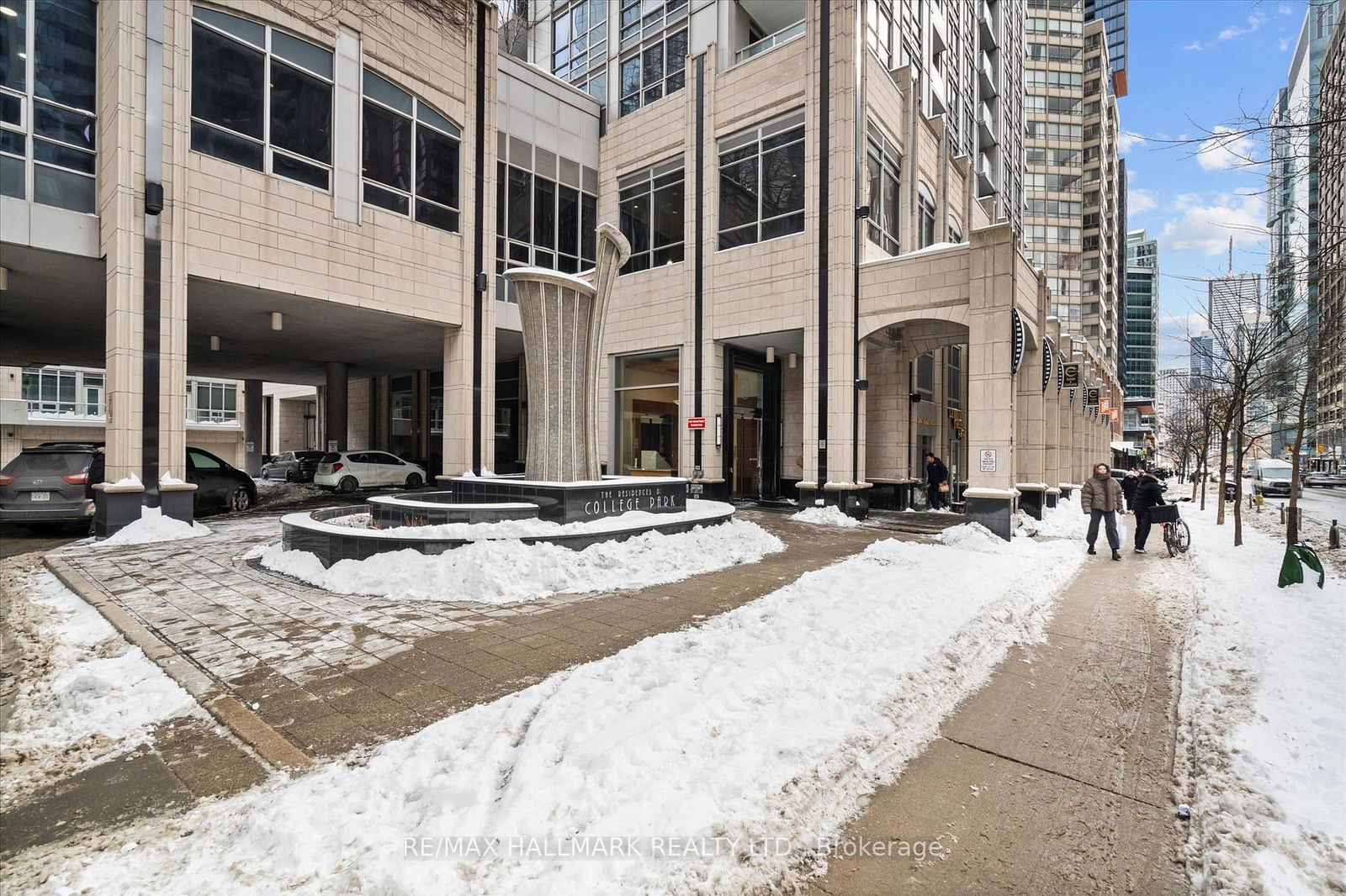 761 Bay St, unit 2303 for sale