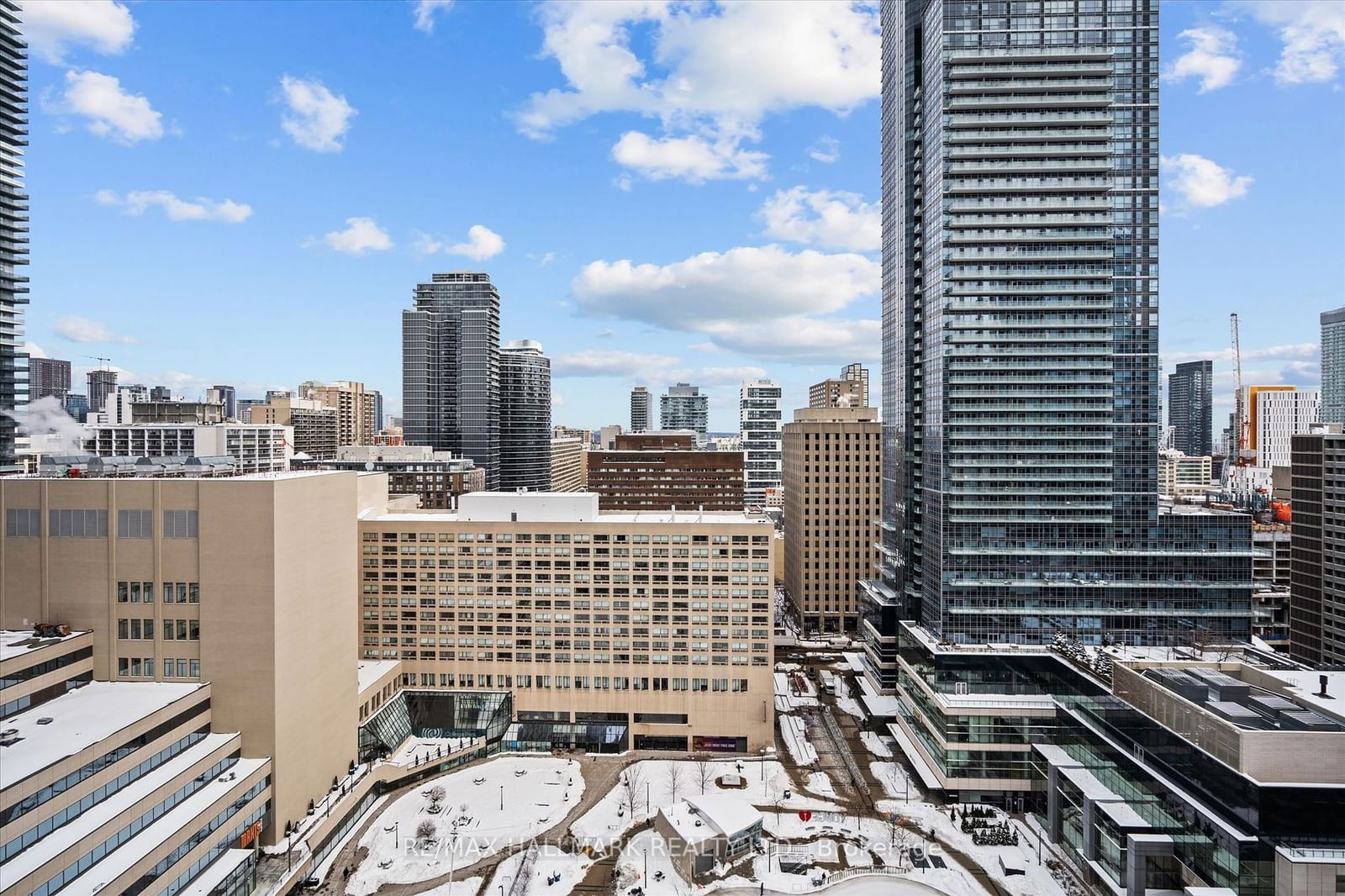 761 Bay St, unit 2303 for sale