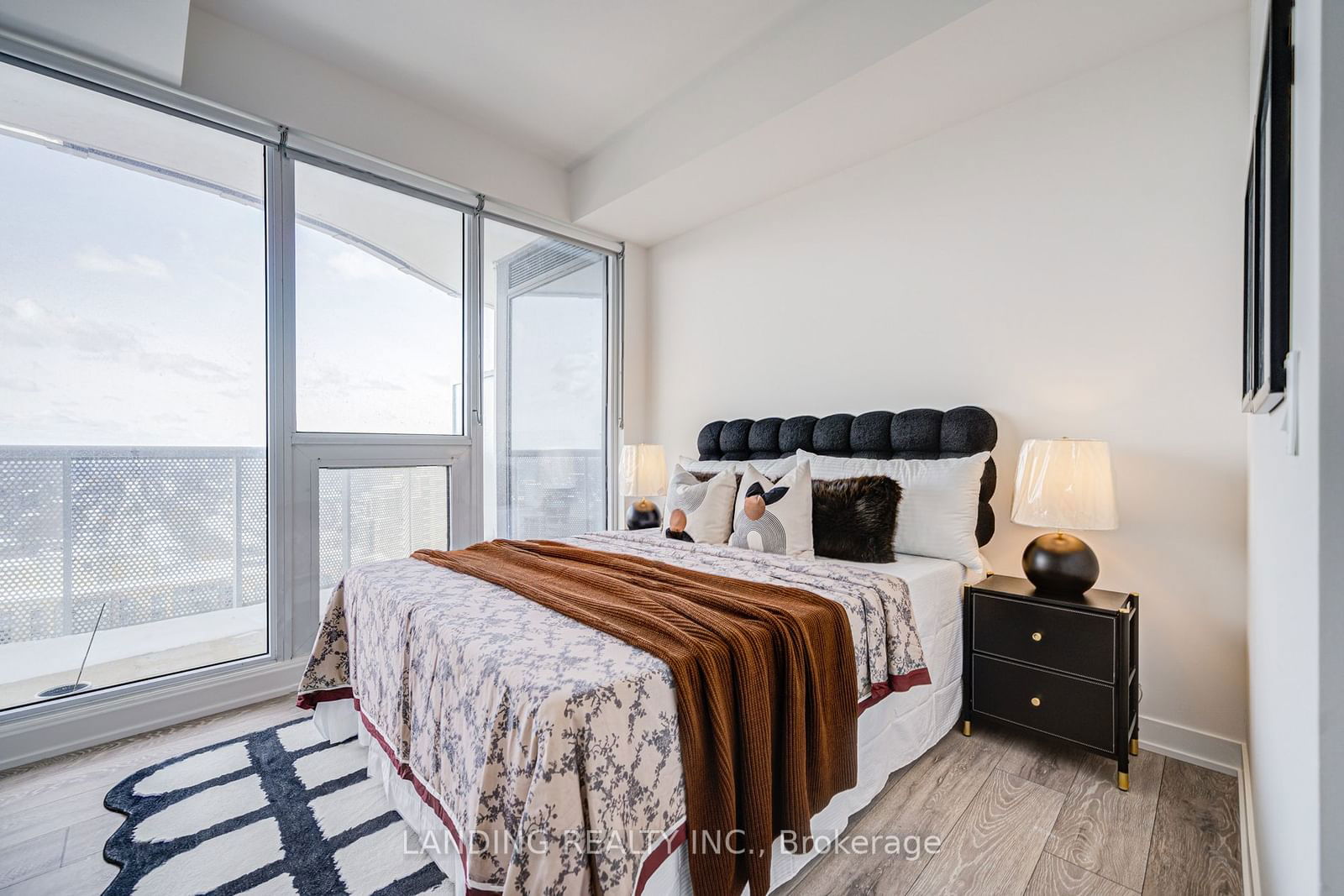 15 HOLMES Ave, unit 2302 for sale