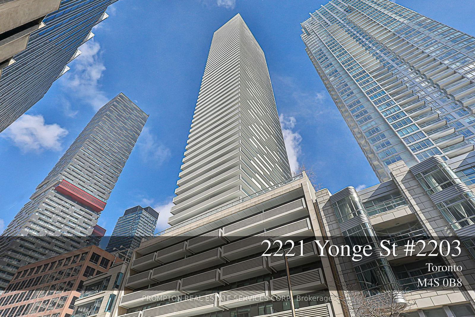 2221 YONGE St, unit 2203 for sale