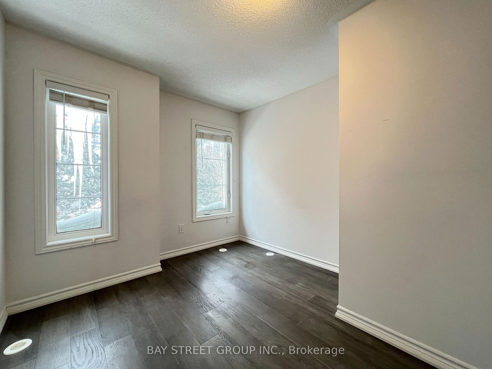 39 Drewry Ave, unit 23 for rent