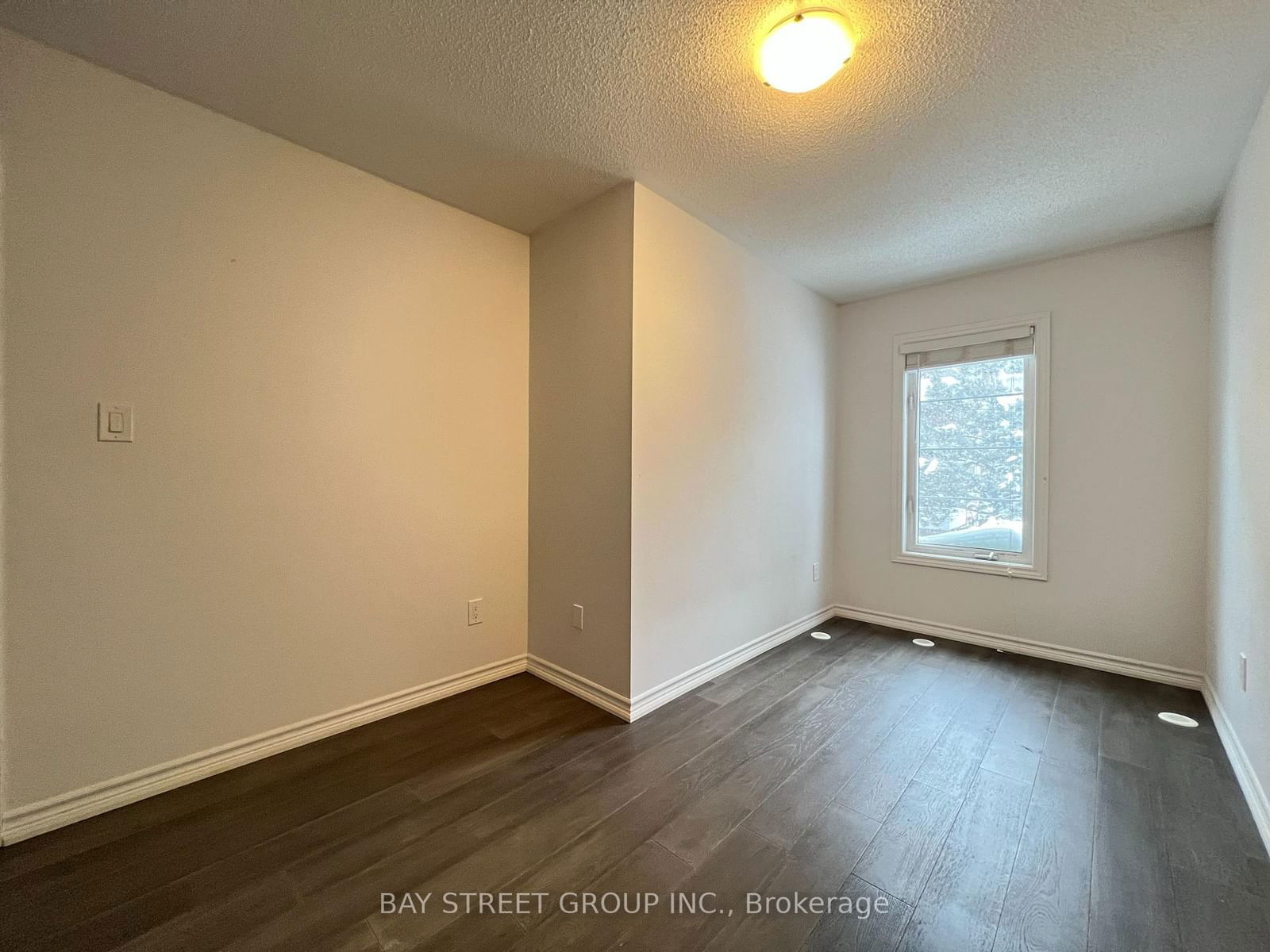 39 Drewry Ave, unit 23 for rent