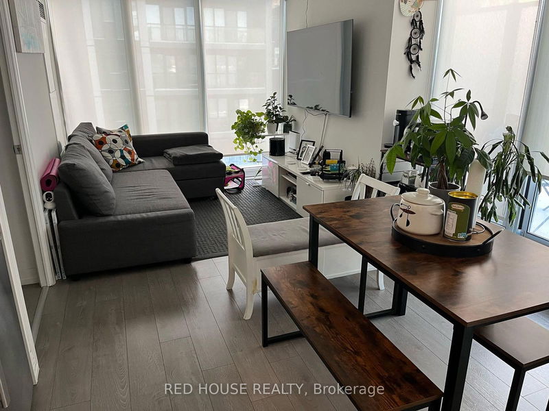 251 Jarvis St, unit 708 for rent