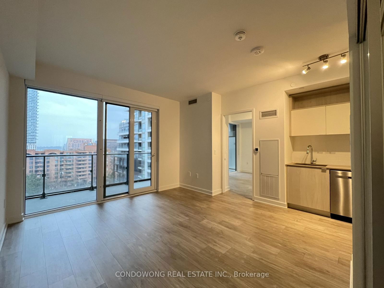 135 Lower Sherbourne St, unit 836 for rent