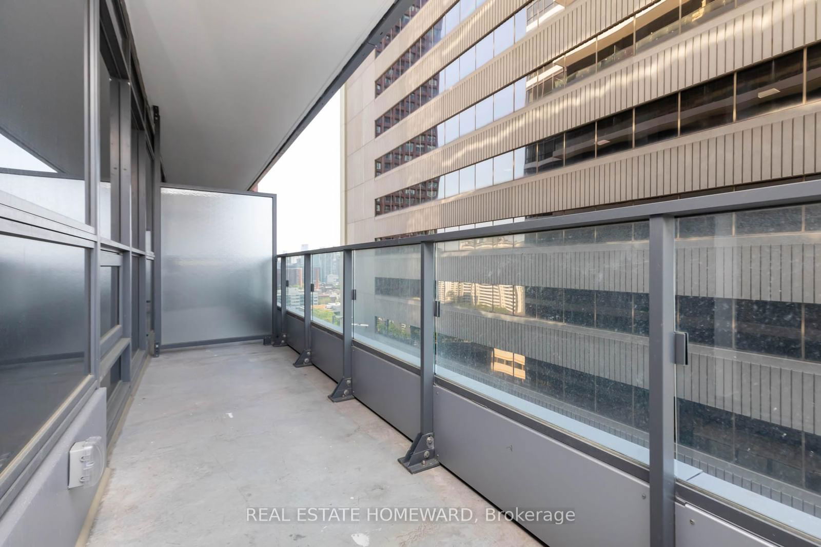 395 Bloor St E, unit 1305 for sale