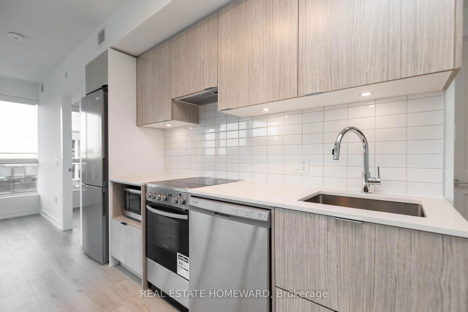 395 Bloor St E, unit 1305 for sale