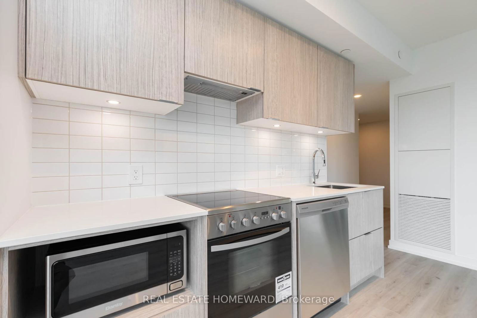 395 Bloor St E, unit 1305 for sale