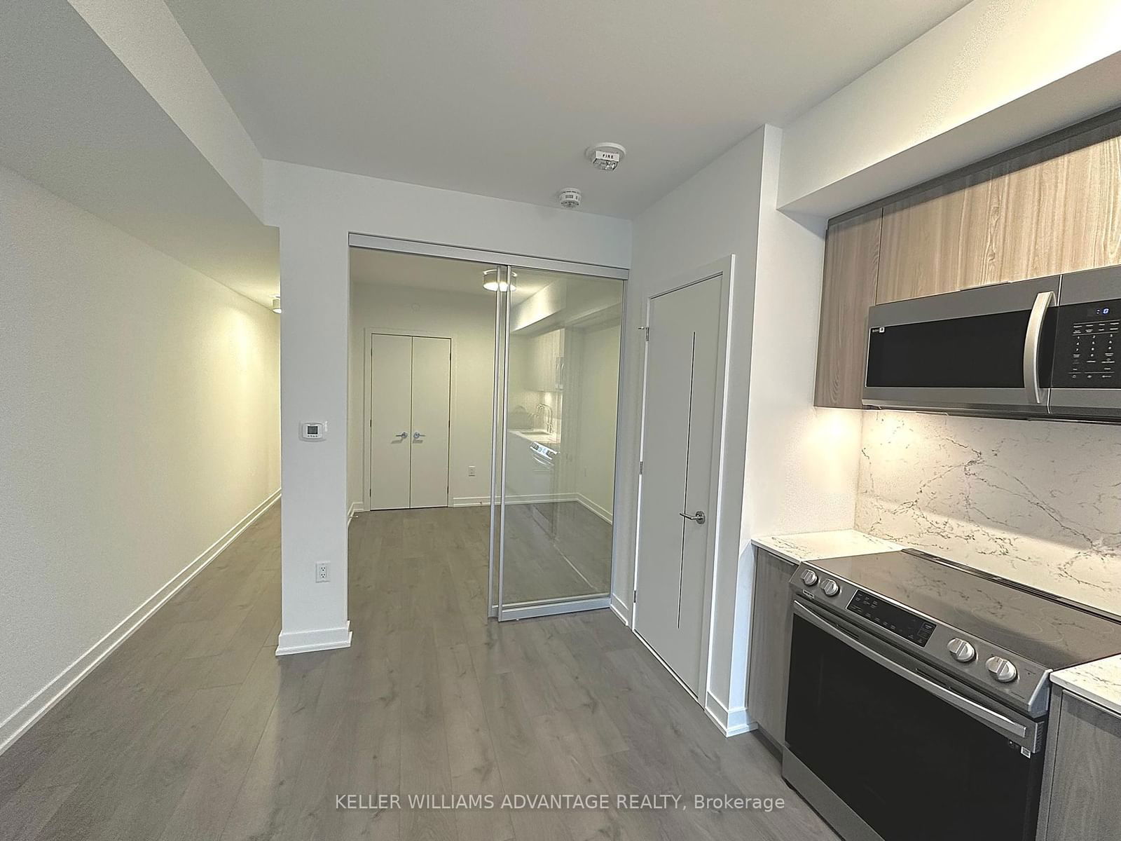 357 King St W, unit 2306 for rent