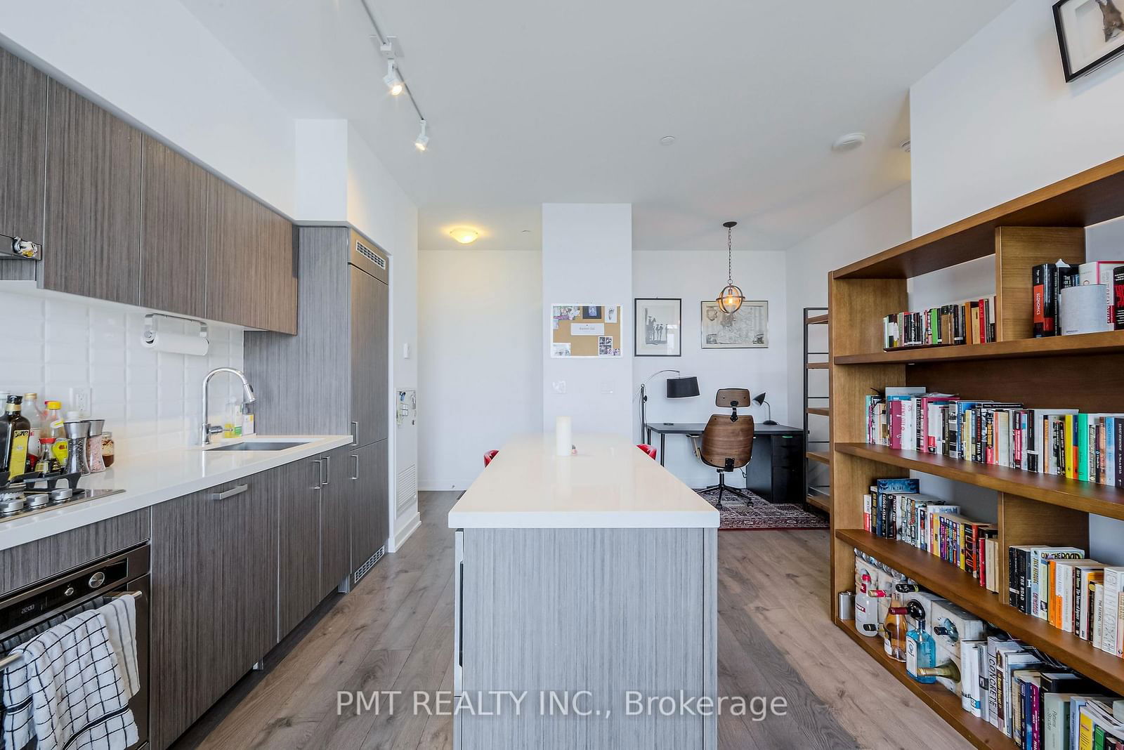 501 St Clair Ave W, unit 1701 for rent