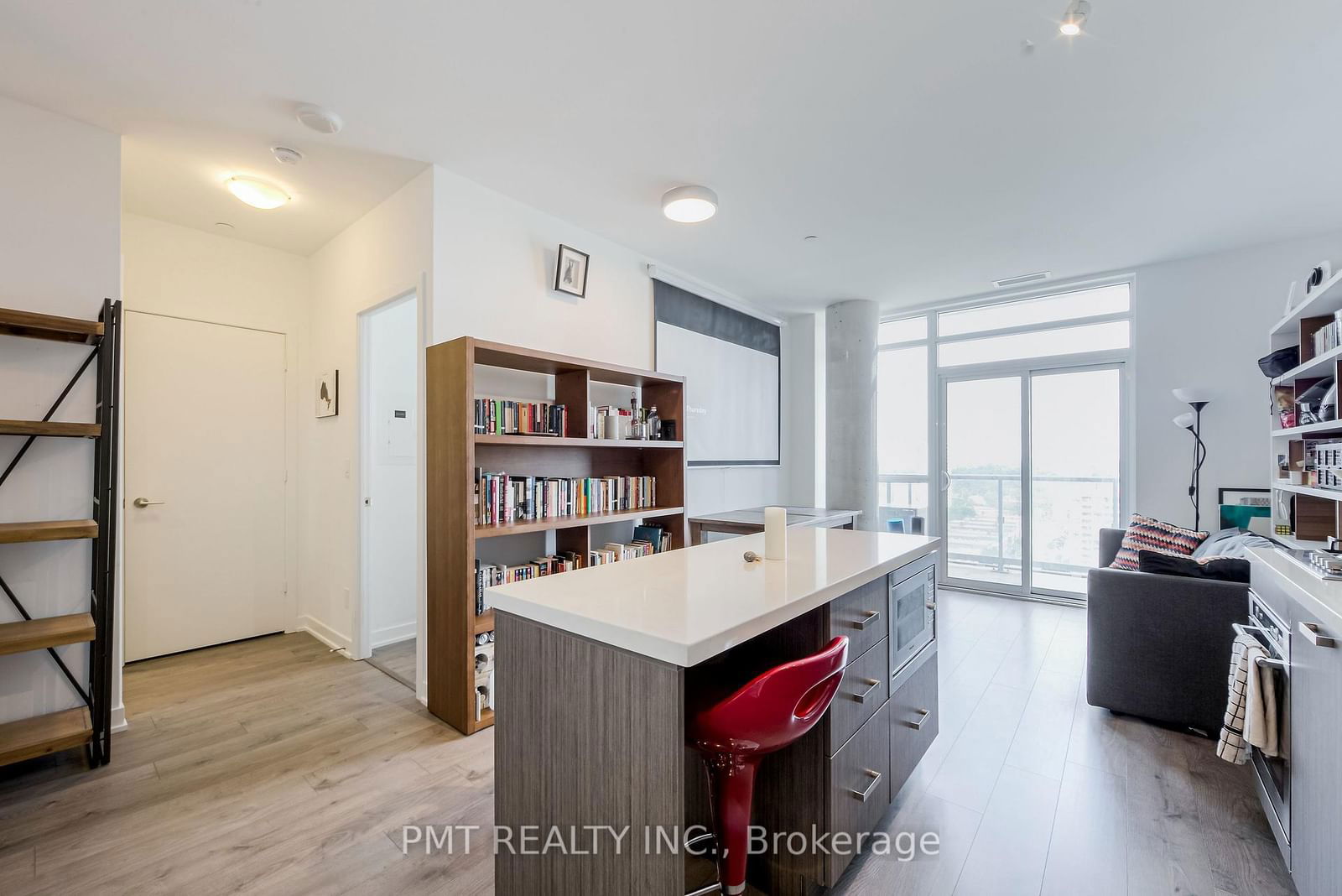 501 St Clair Ave W, unit 1701 for rent