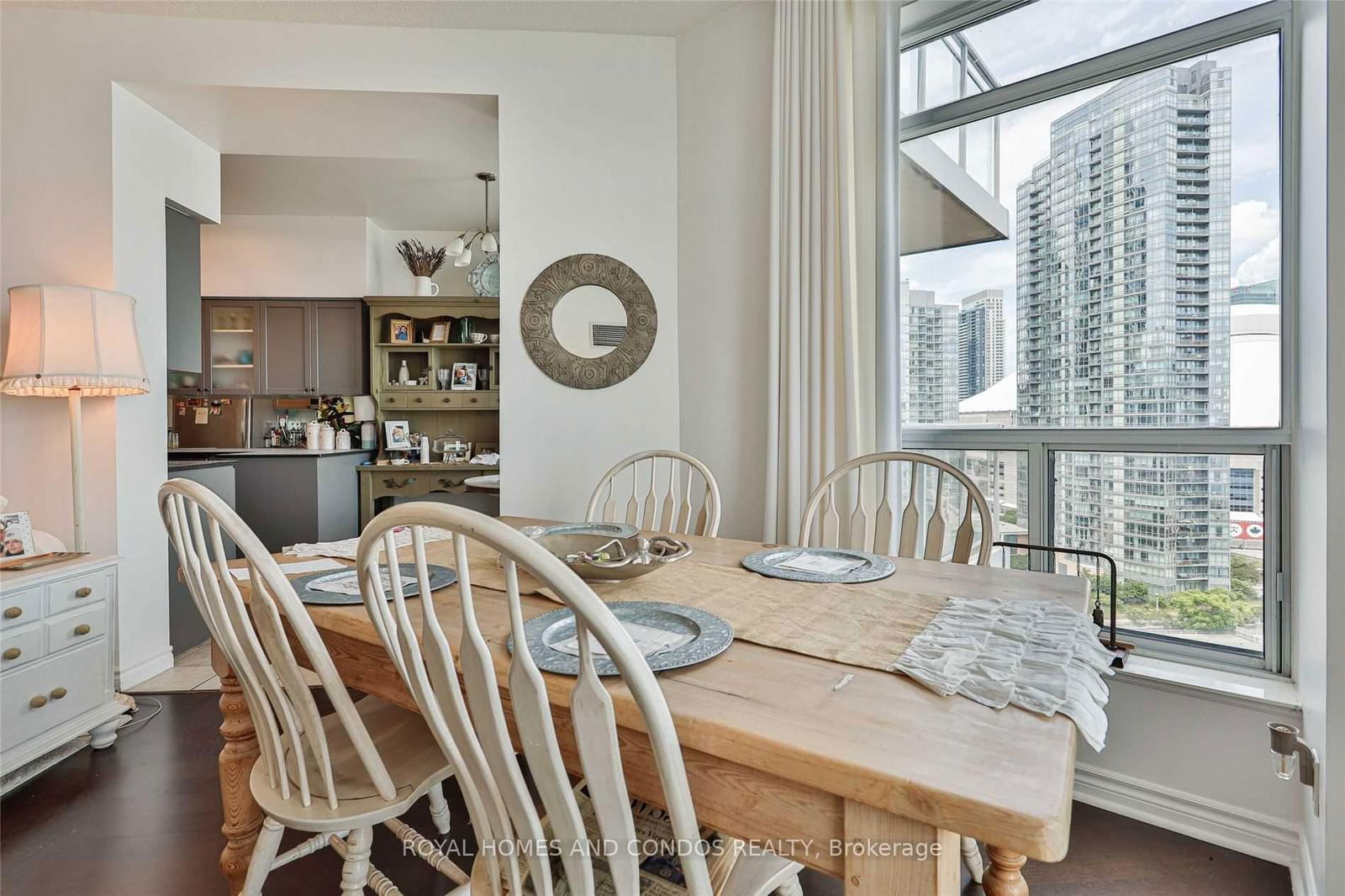 410 Queens Quay W, unit Lph6 for sale