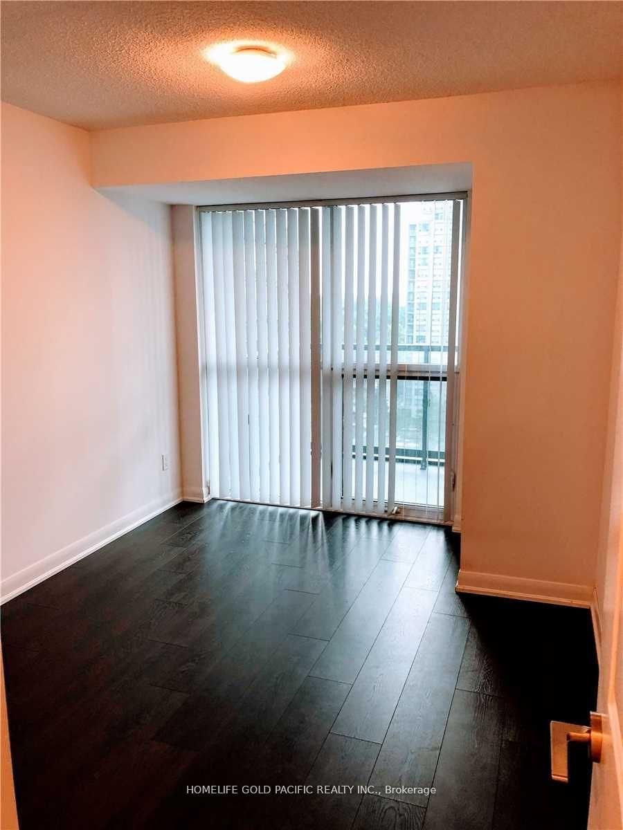 5162 Yonge St, unit 906 for rent