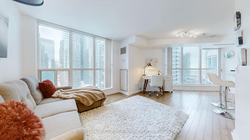 208 Queens Quay W, unit 1813 for sale