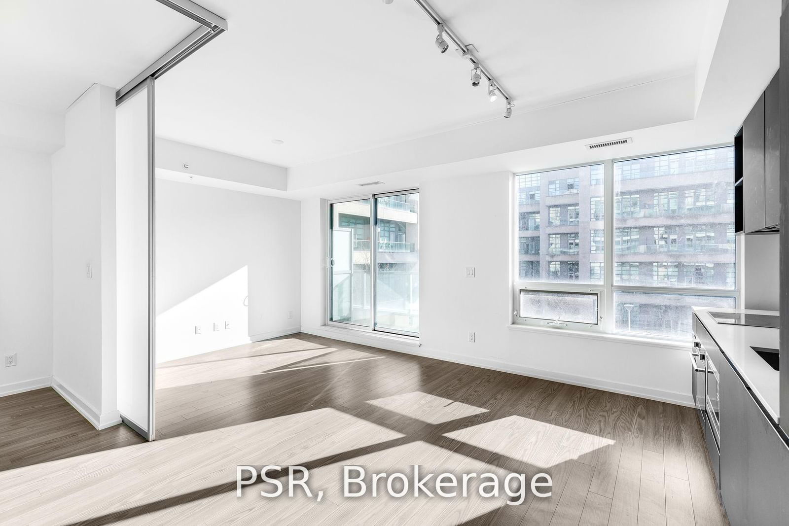 377 Madison Ave, unit 304 for rent