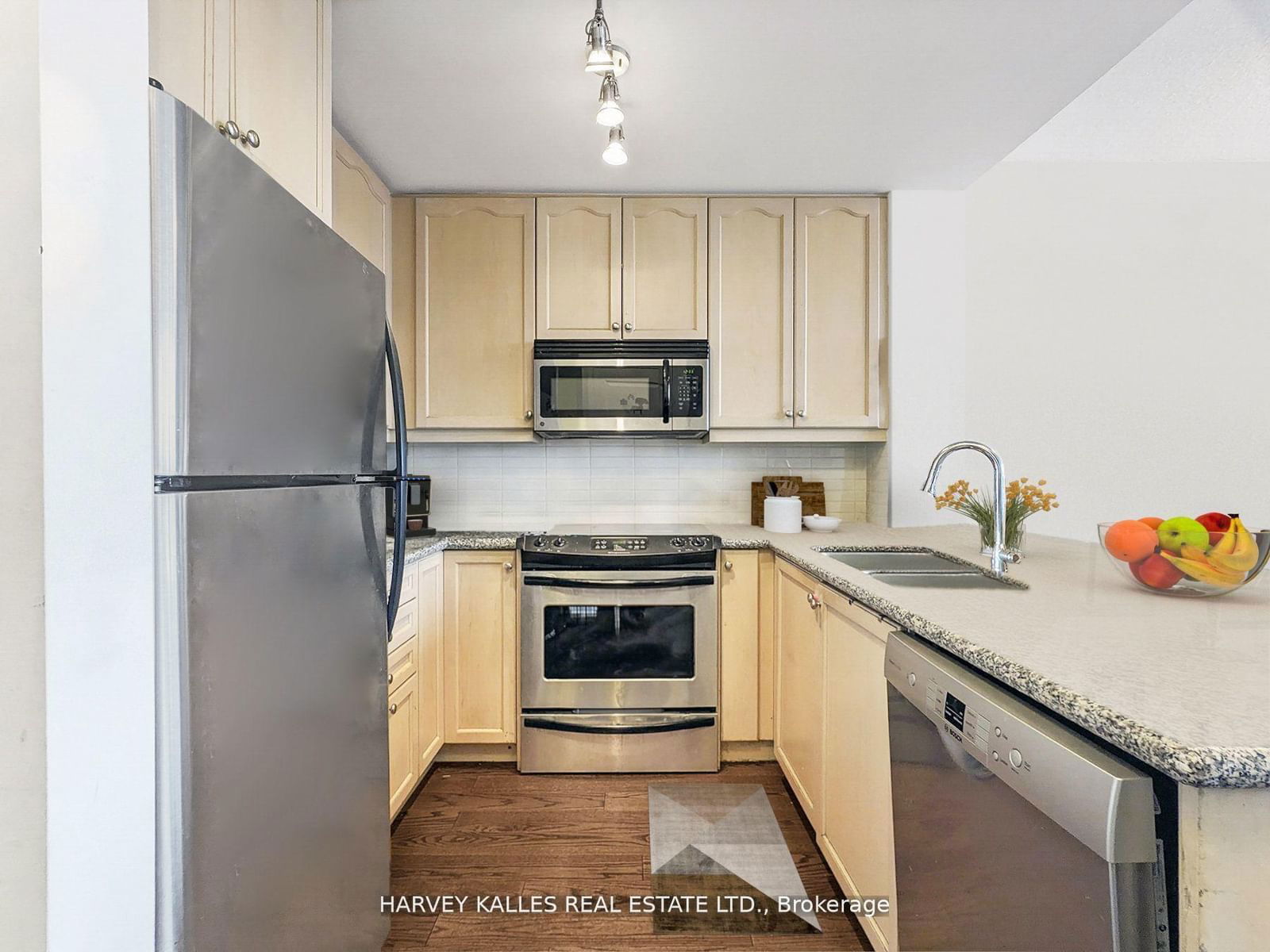 308 Palmerston Ave, unit PH09 for sale