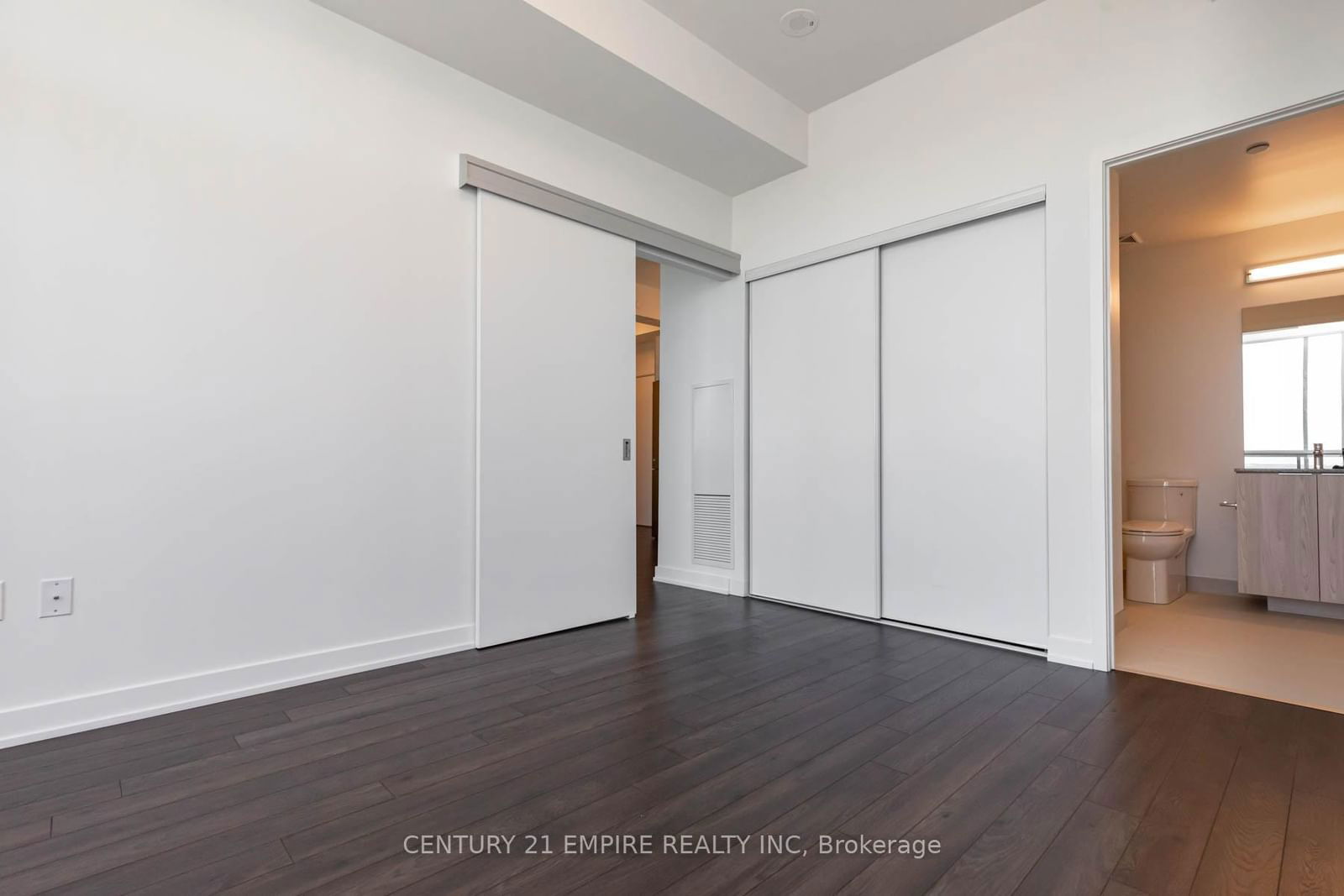 30 Ordnance St, unit 2805 for rent