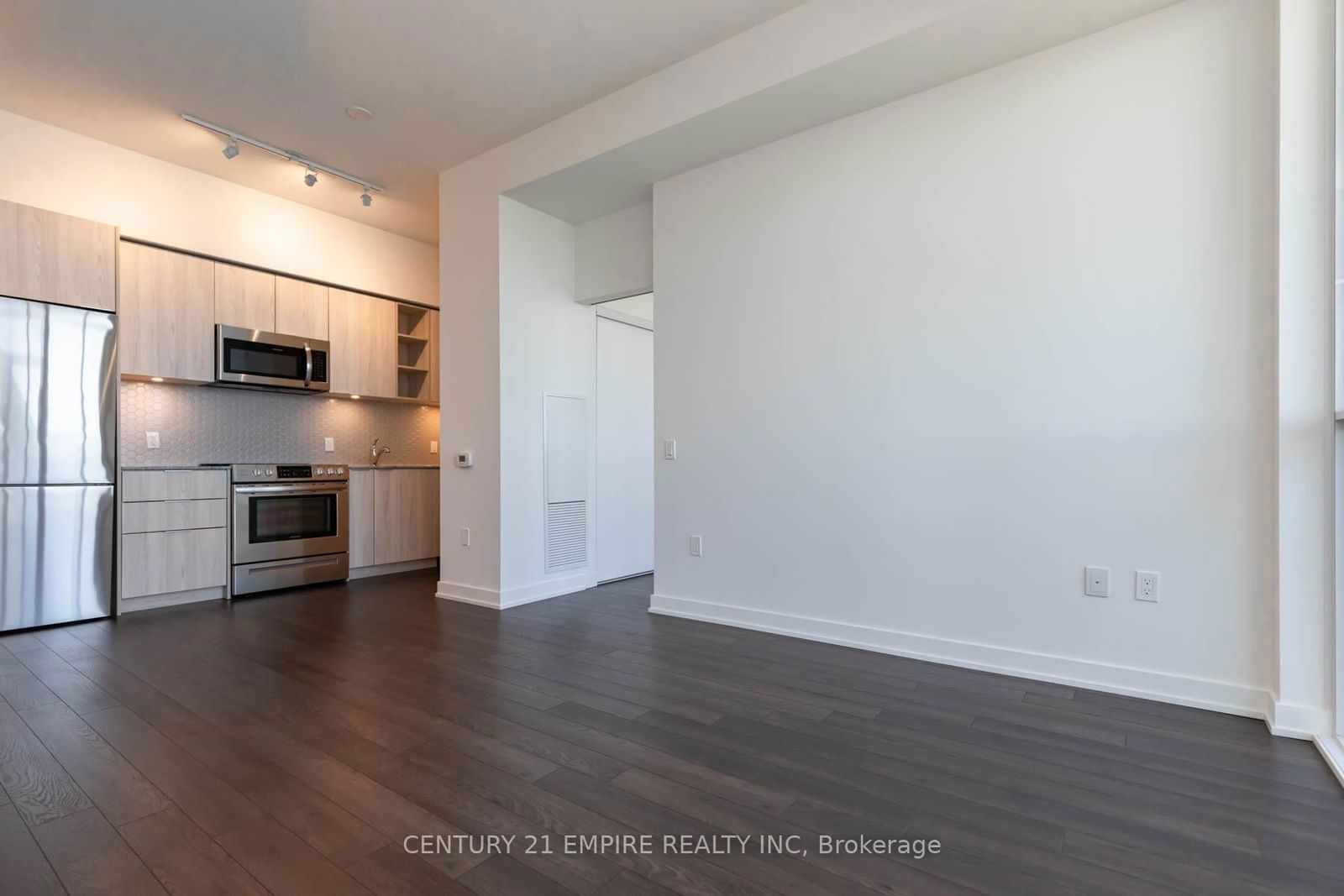 30 Ordnance St, unit 2805 for rent