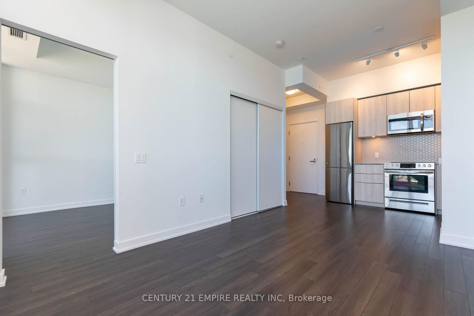 30 Ordnance St, unit 2805 for rent