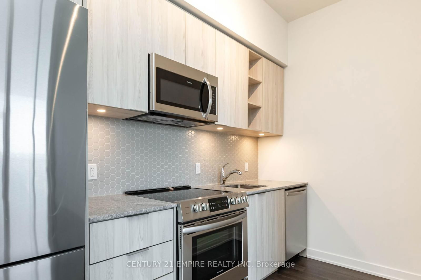 30 Ordnance St, unit 2805 for rent