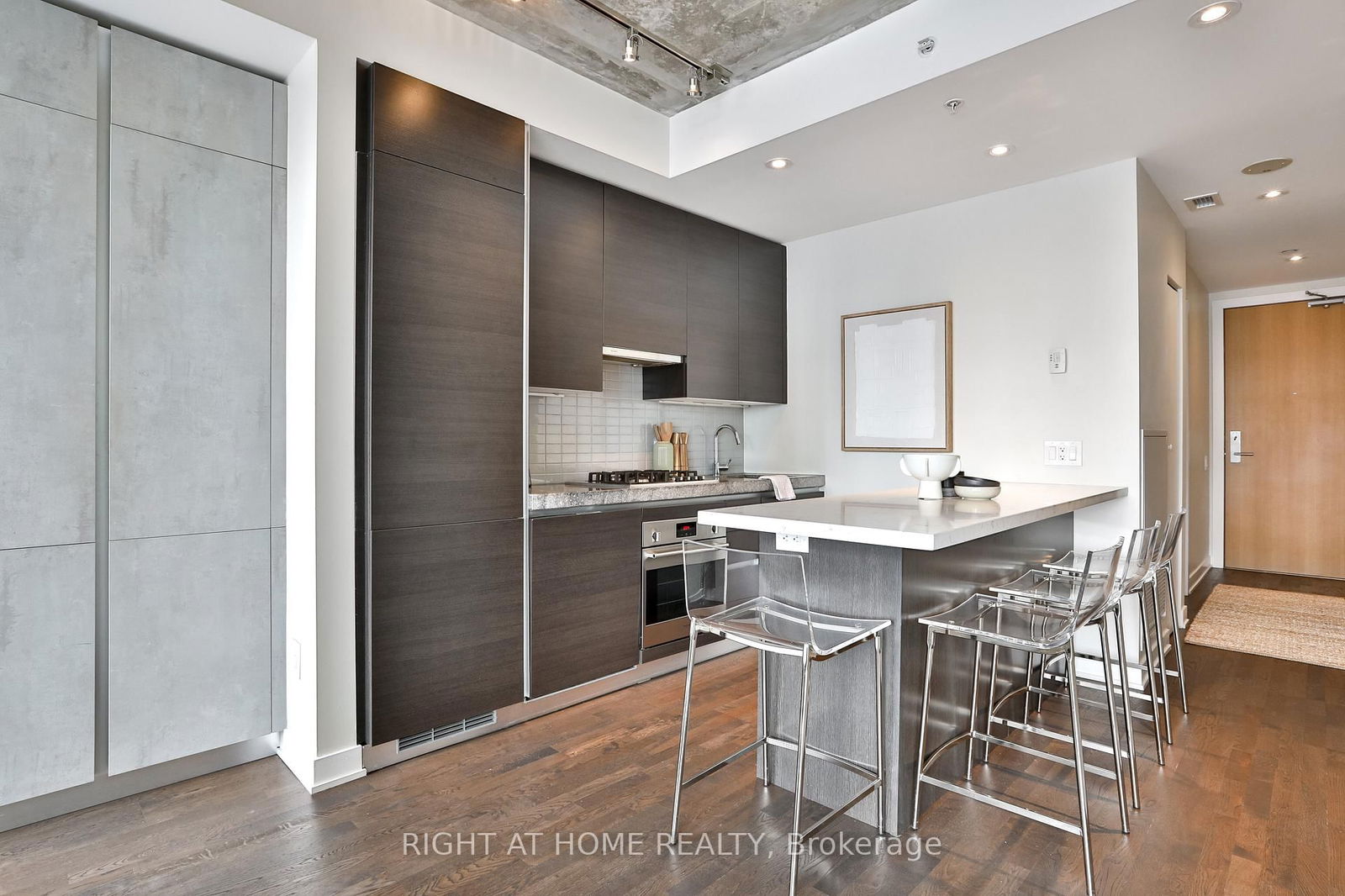 629 King St W, unit 1029 for sale