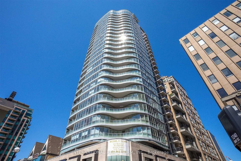 88 Cumberland St, unit 808 for sale